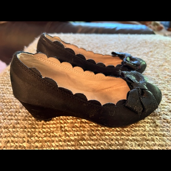 Girls dress slippers - Picture 1 of 2